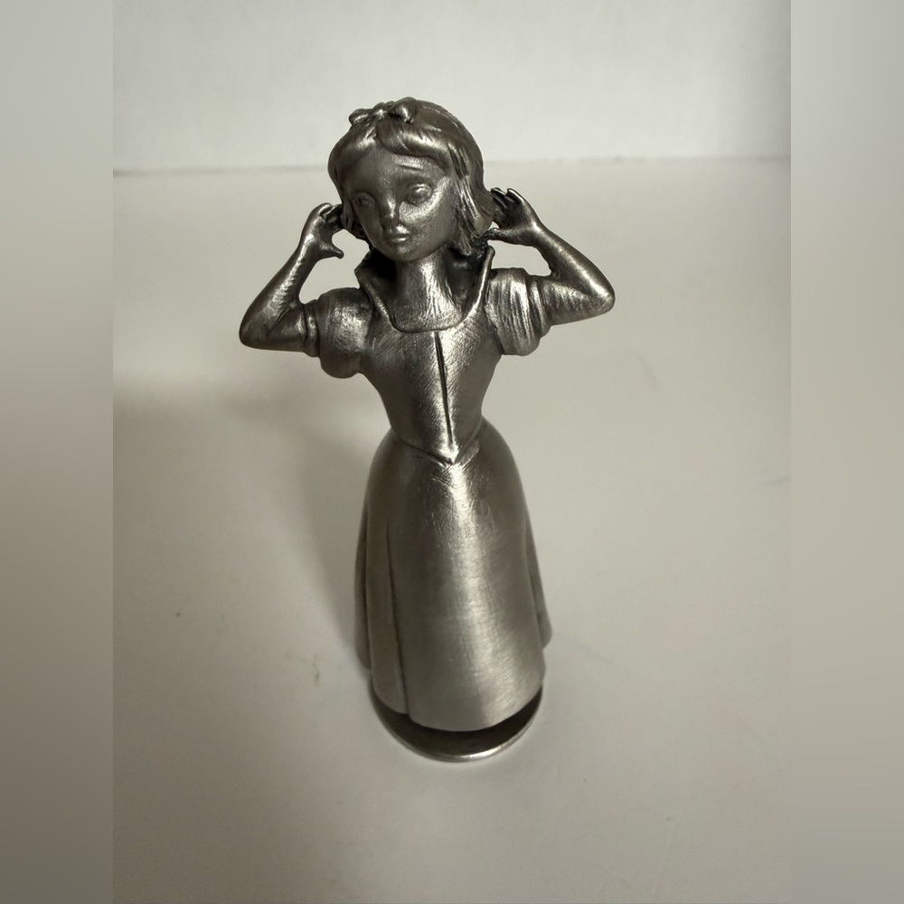Hudson Pewter #241 - Disney Snow White Princess - 3.5" USA 1970 Vintage
